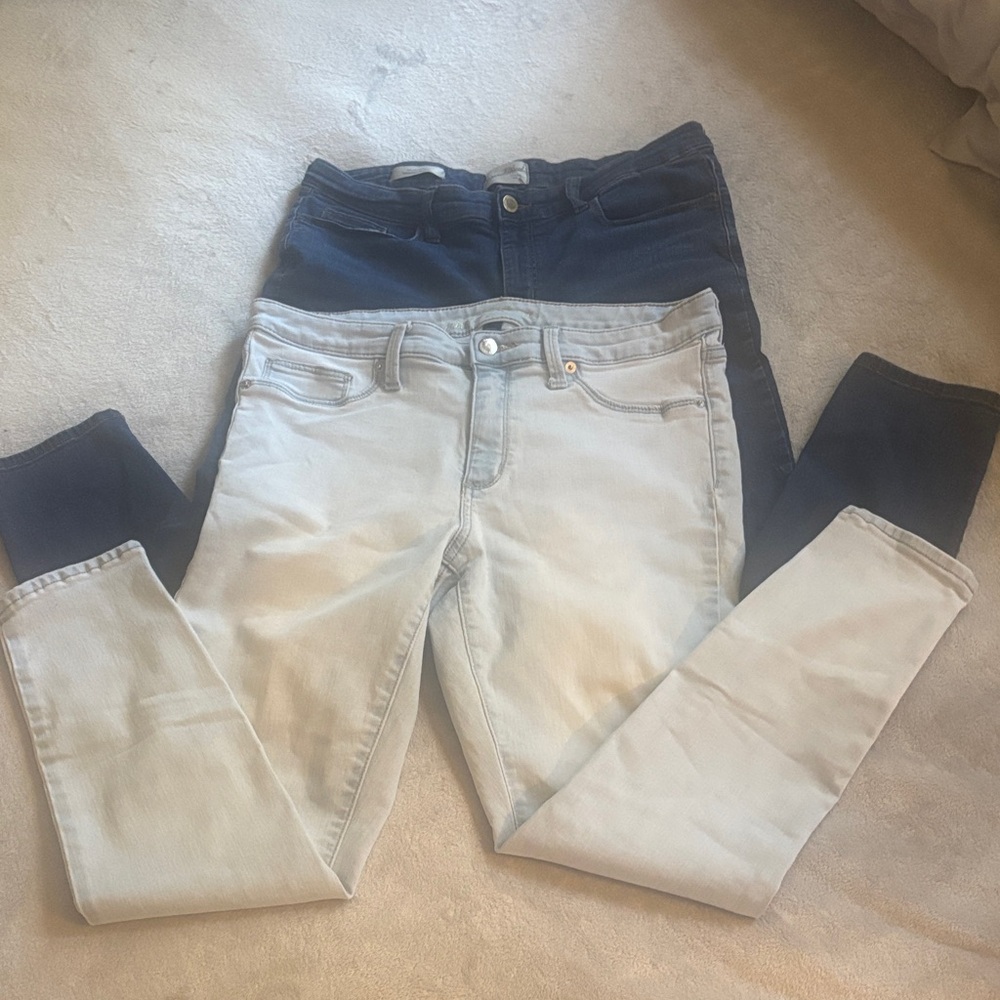 2! pair universal thread skinny Jeans in Light and Dark Blue